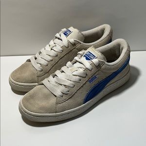 Women’s pumas